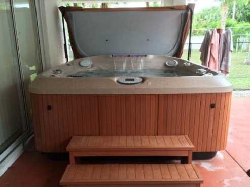 New Sets of SPA Hot Tubs For Sale