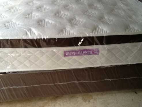 New Sleepmaster king Size Eurotop Base and Mattress Set