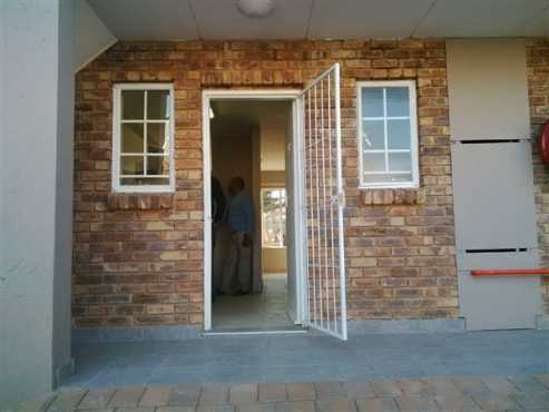 New TownHouse Centurion 2 bedroom, available Immediately