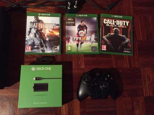 New XBOX 1, with accessories