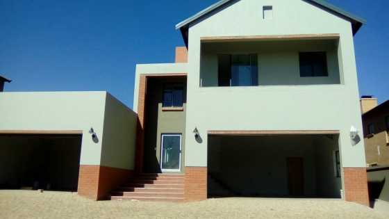 Newly Built 4 Bedroom upmarket family house in Highlands Security Estate - Olympus