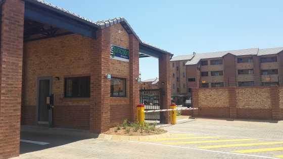 Newly built apartments available to rent in Monavoni Centurion