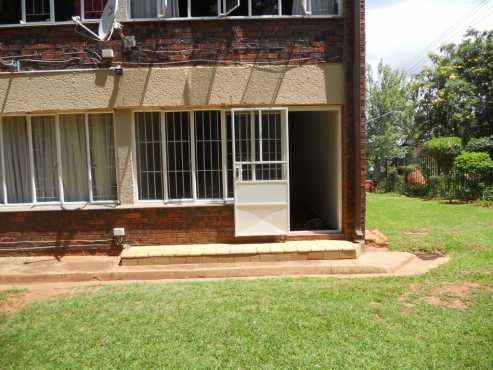 Newly Painted Bachelor Flat in Waverley-cnr Codonia amp Breyer Ave. 012-3300159  0728202120