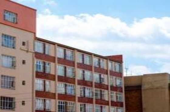 NEWLY RENOVATED 1 BEDROOM FLAT , CORNER CHURCH AND PRINCESS PARK STREET , PRETORIA  CENTRAL TO RENT