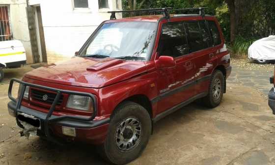 Nice 4x4 toy - Suzuki Vitara JLX