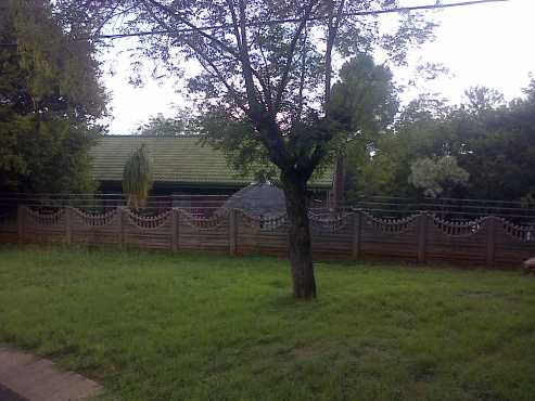 Nice family house in quiet street in Valhalla Centurion with lots of trees available from 1416.