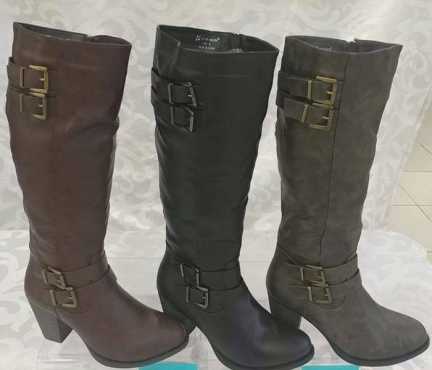 Nice winter boots for sale