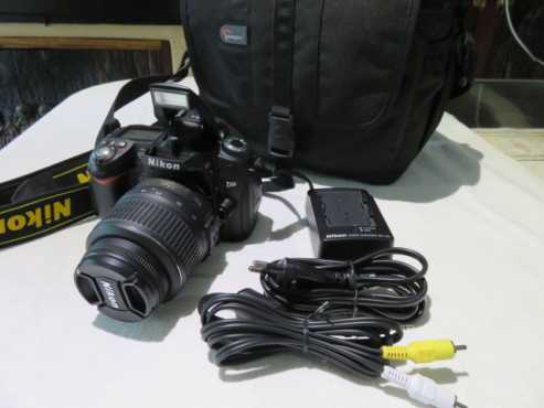 Nikon D90 with 18-55 Lens SHUTTERCOUNT is 6414