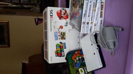 Nintento 3DS plus 5 games