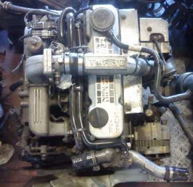 NISSAN   1 TONNER TD27  2.7L  DIESEL    ENGINE