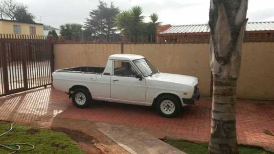 NISSAN 1400 BAKKIE