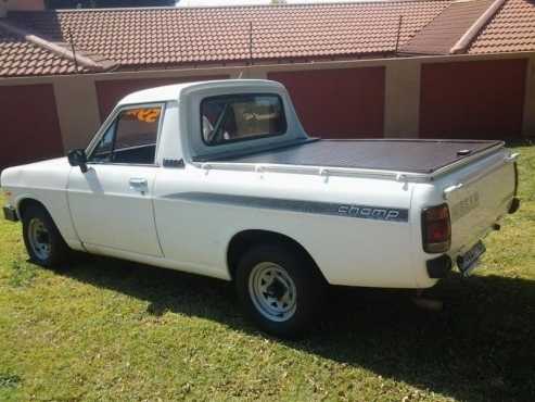 nissan champ 1400 bakkie for sale  2005 model