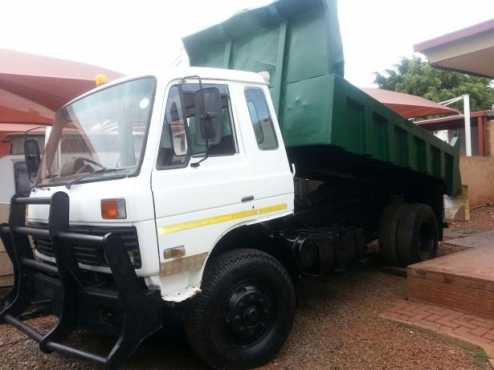 Nissan CM 15 ADE 352T 6 Cubic Tipper