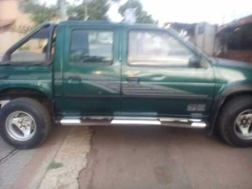 Nissan double cap bakkie for sale