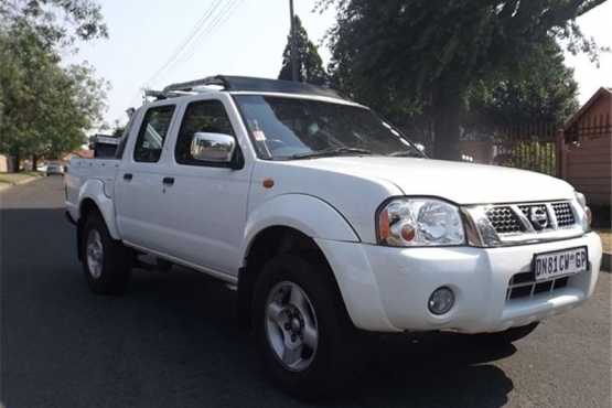 Nissan Hardbody 2.4 16V 4X4 DOUBLE CAB