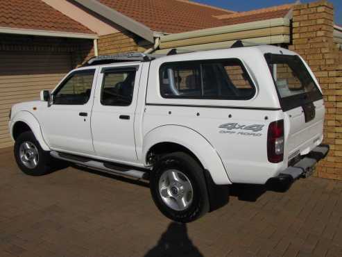 NISSAN HARDBODY 4x4 double cab bakkie