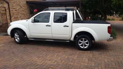 Nissan Hardbody Dbl Cab Elastic covers from R1500
