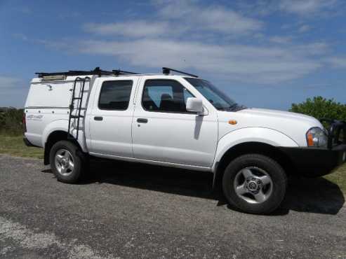 Nissan Hardbody Double Cab