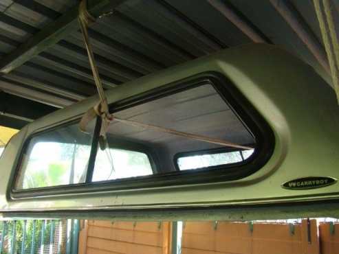 Nissan Navara Kingcab Canopy Silver (Bucco Carryboy)