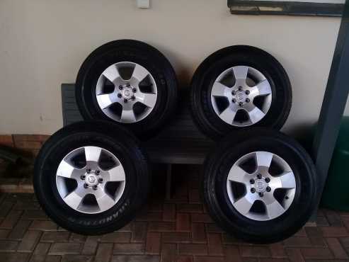 Nissan Navara mags and tyres