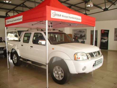 nissan NP 300 2.4 hi-rider DC