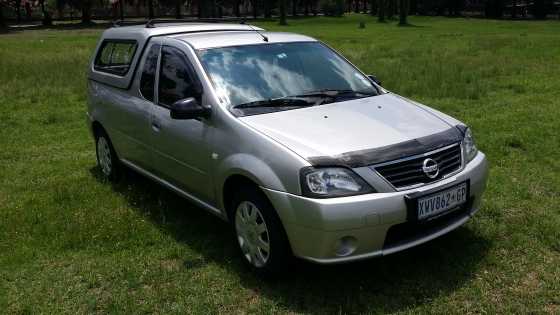 Nissan NP200