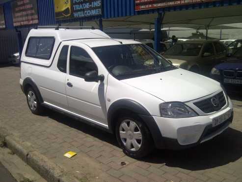 nissan np200 1.6 16v 2015 23000km r84950-00