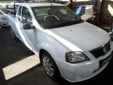 Nissan NP200 2008