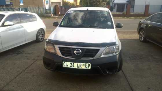 Nissan Np200 2013 1.6  in excellent condition for 83000.00 low km  Aircon, Airbags, accident free, p