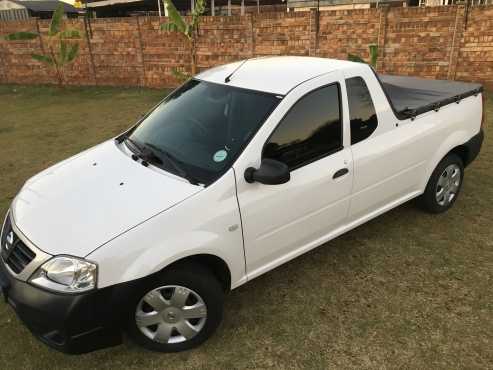 Nissan NP200 2013 1,6i with FSH