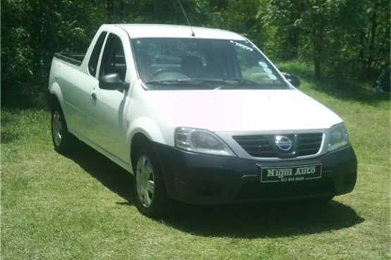 Nissan NP200