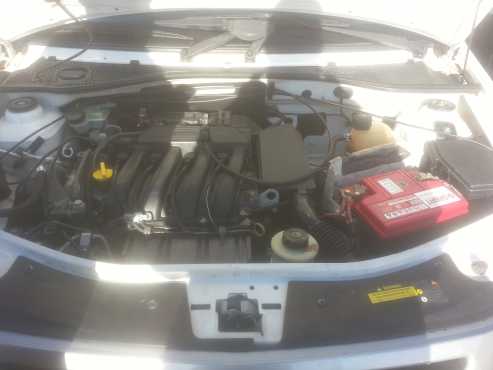 Nissan np200