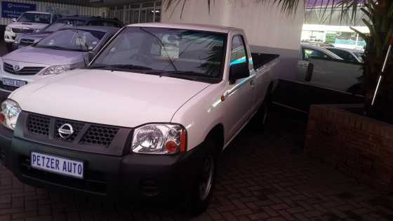 Nissan np300 2013