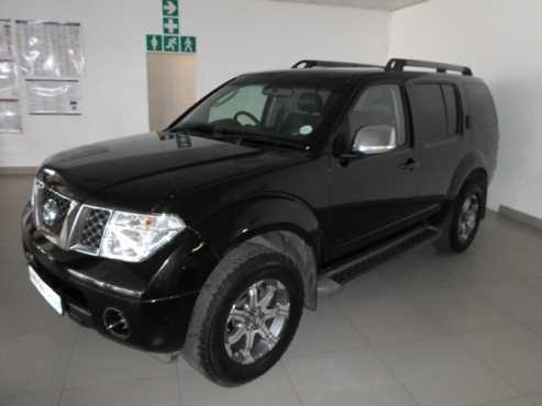 NISSAN PATHFINDER 2.5DCI