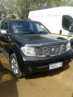 Nissan Pathfinder 4L V6 Automatic 2005 for sale