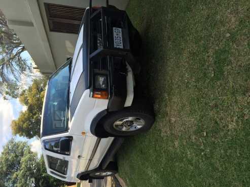 nissan sani 3.0 4x4 R45000
