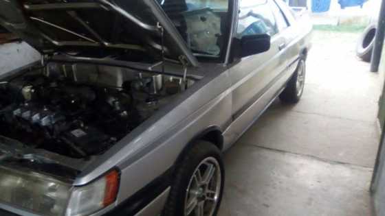 Nissan sentra Coup 1990 model