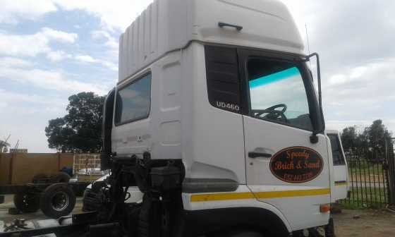 Nissan ud 460 high roof cab for sale .