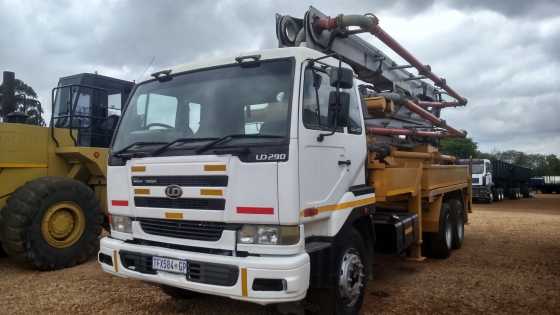 NISSAN UD290 CONCRETE BOOM TRUCK