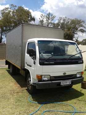 Nissan ud40 cabstar