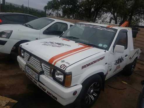 Nissan VG30 V6 TOW BAKKIE FOR SALE