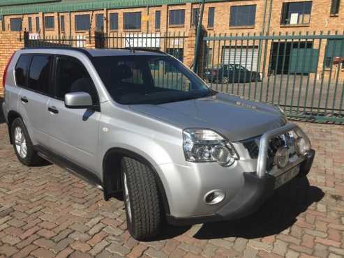 nissan  x trail 2,0d xe 4x2 (r75) 2011 model