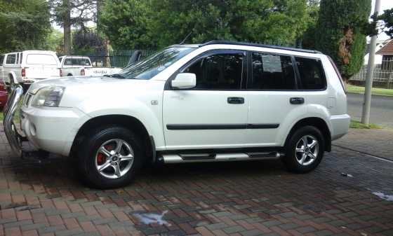 Nissan X-trail 2,0i petrol
