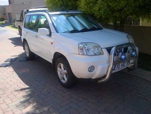 NISSAN X TRAIL 4x4 Automatic