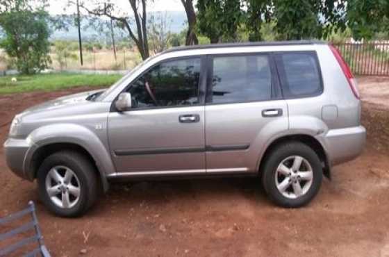 Nissan xtrail 2 x 4 2lt