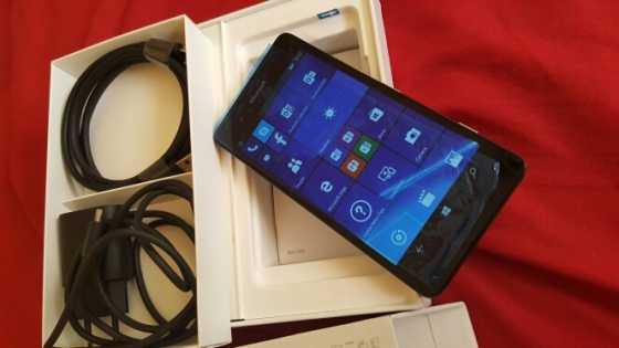 Nokia lumia 950 for sale with accessories