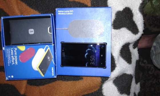 Nokialumia925swart32gigltefoon