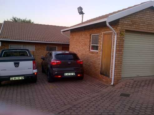 Noordheuwel Townhouse to rent