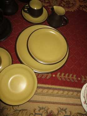 Noritake Folkstone Stoneware dinner service sets as new