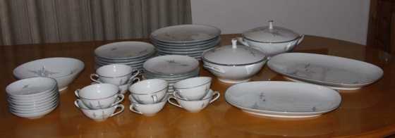 Noritaki Dinner set